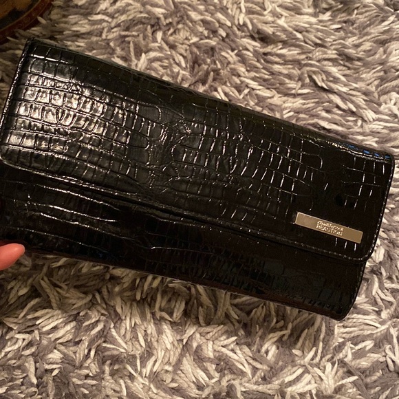 Kenneth Cole reaction wallet - Picture 2 of 6